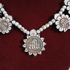 (8+1) Pendant Radha Naam Pure Tulsi Neclace Premium Quality