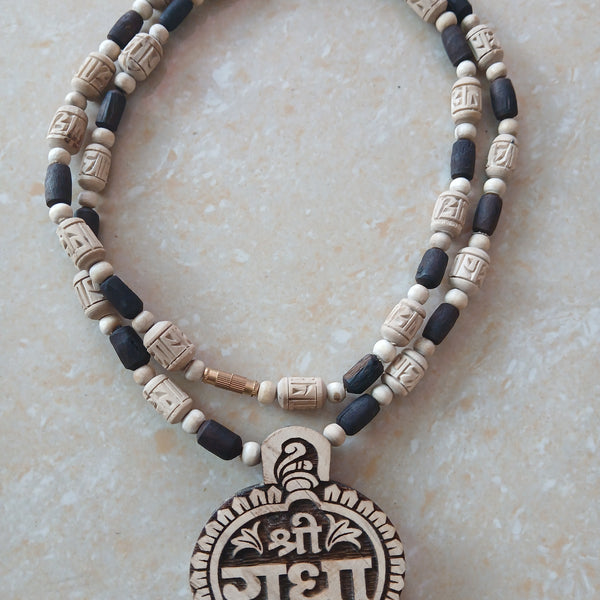 10 MM Handcrafted Radha Naam Beads With Big Size Pure Tulsi Pendant Black & White Mala